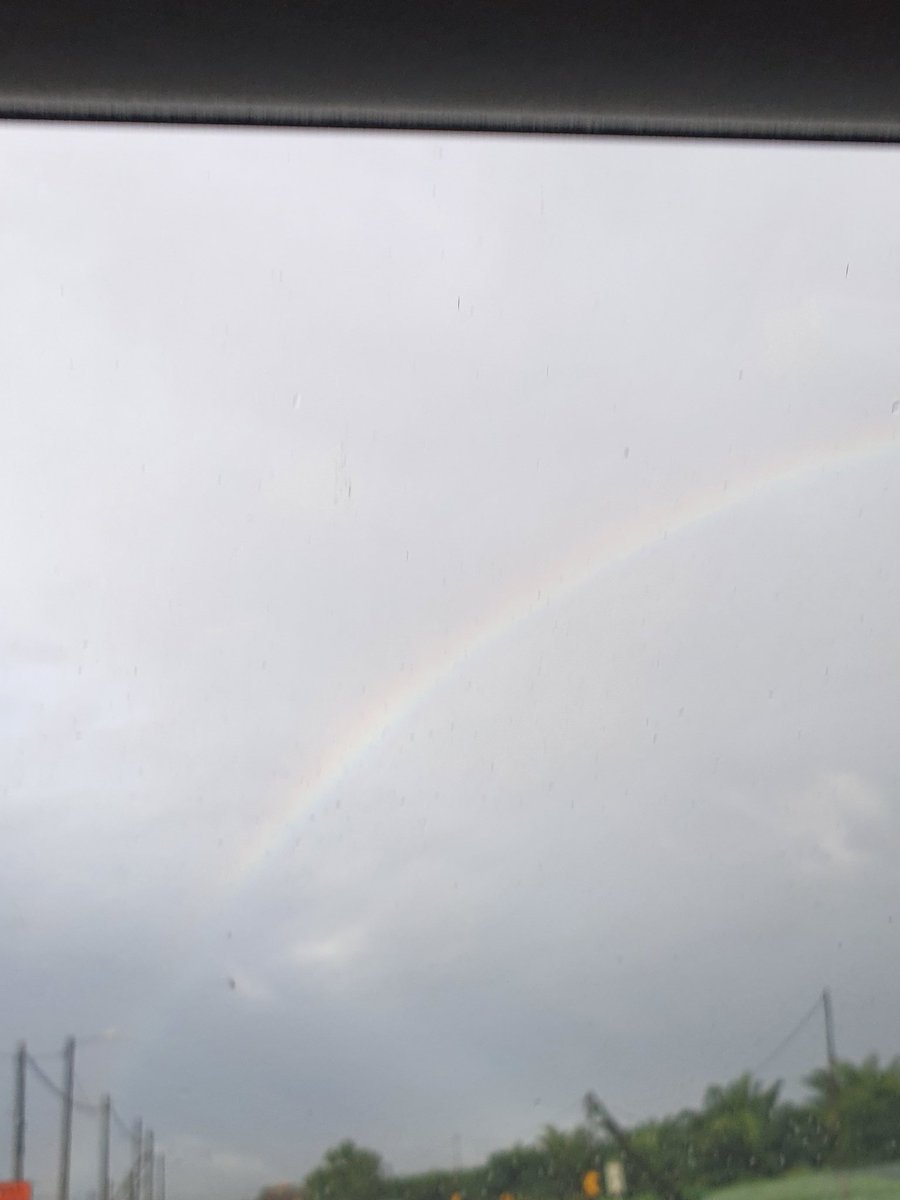 1103Chrysalis's tweet photo. Am blessed to see 2 rainbows this morning on the way JB to ID clinic/ID rounds in HPSFM,Muar.Right down to the base! https://t.co/kzfuTKa3WF