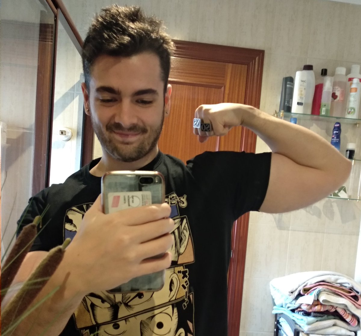 Samupabs's tweet photo. ¿Habéis comenzado el año haciendo ejercicio? ¡Yo estoy super motivado con el nuevo entrenamiento! 💪🏻😁 #fitfighter https://t.co/7gxs4z3Mwm