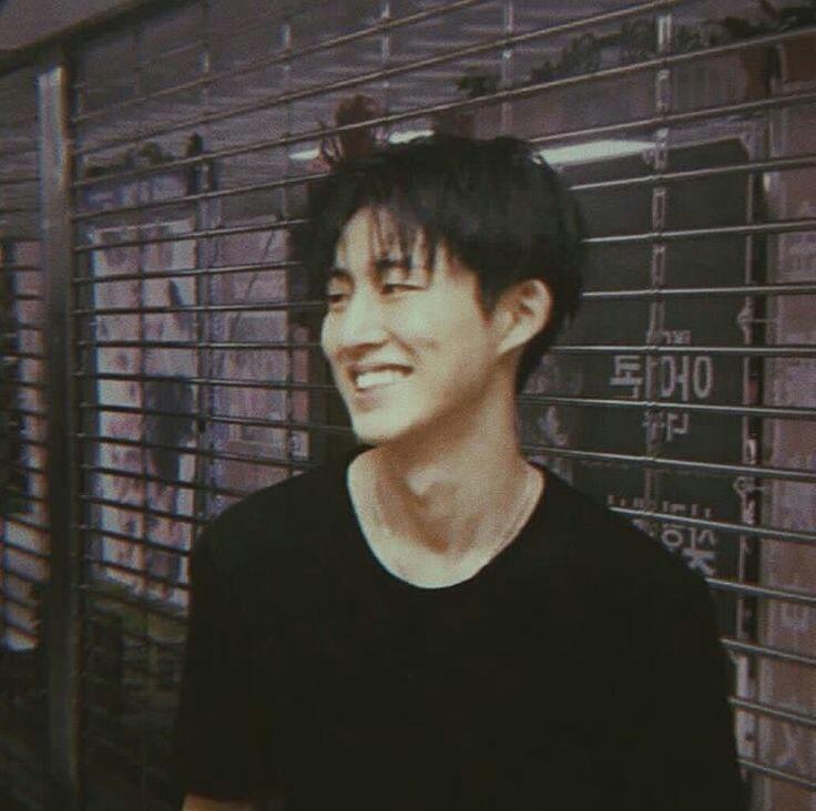 iDKONIC__'s tweet photo. "I don't know if you'll love me as long as you live. I don't know if we'll meet again. But at that time, I'll keep my loyalty."

-Kim Hanbin, Demo 1 (2K20) 🥀

#WelcomeBackHanbin https://t.co/q4jZ5vf5Aw