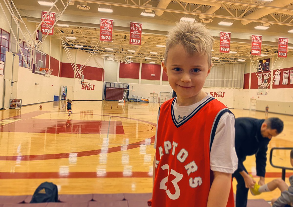 CaringCounts's tweet photo. Final day of Holiday 🏀 Camp at @smuhalifax #KindnessAtPlay #WeTheNorth #CaringCounts https://t.co/cbiaRC6XKR