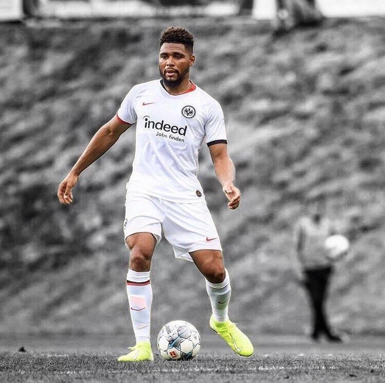 crackguinea's tweet photo. #RUMERS 🗞
-
En manque de temps de jeu à Francfort, le guinéen Simon #Falette (27 ans) devrait partir cet hiver. Si Cologne a pris un temps d’avance sur les négociations, Fenerbahce est venu se renseigner sur le joueur !!
-
(📸): @GettyImages_fr |📝: https://t.co/uUfz1ZTtN3 https://t.co/1UyyOZn3BQ