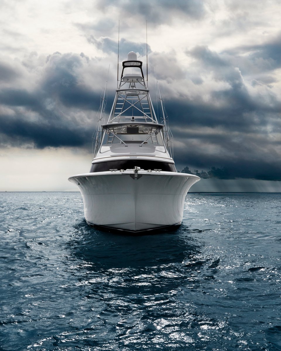 Undaunted. Unmatched. The Hatteras GT series.