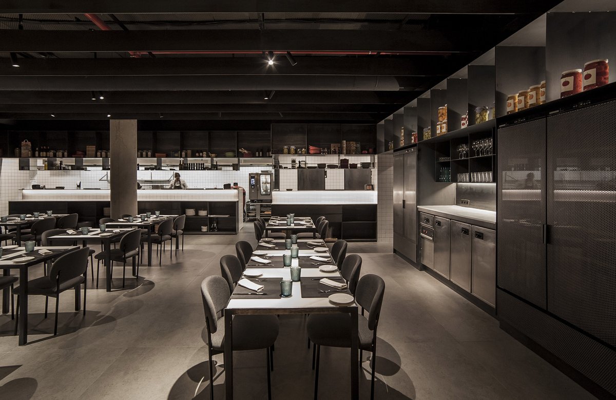 WE DRESS PLACES. RC chairs in "La cocina de Habitual", <a href="/RicardCamarena/">Ricard Camarena</a>'s restaurant.
Project by Made Studio: "The main concept around the project is Sincerity".
#design #furniture #contemporary #restaurant #interiors #furnituredesign #contract #wedreesplaces #blascoandvila