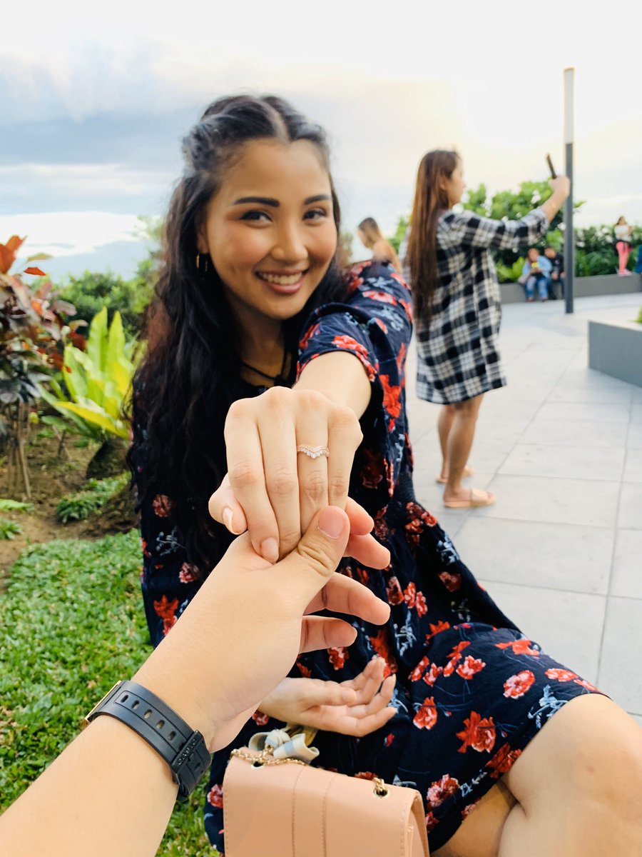 AnjOrozco's tweet photo. He loves me so much so he puts a ring on it. ❤️😍 https://t.co/h6VMvzRLku