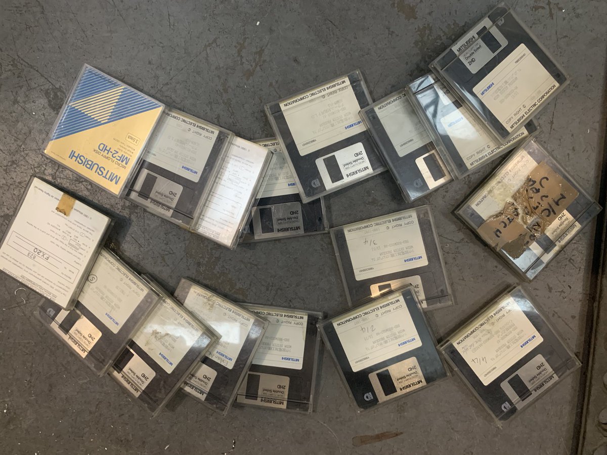 1st job of 2020, installing multi-format USB Emulators on two old 32bit Mitsubishi W-EDM Machines. 

Customer has fully digitised, backed up software and no longer needs 720KB floppy disks to load programs to their machines. 

Only available in the U.K. from MAKREP EDM SOLUTIONS.