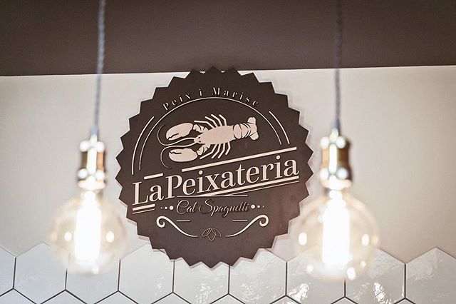 eneutra's tweet image. Cal Spaguetti Wall Design ✏️🦞😍🐟
.
#dissenygraficgastronomic #manresa #calspaguetti #peix #disseny #grafic #egrafic