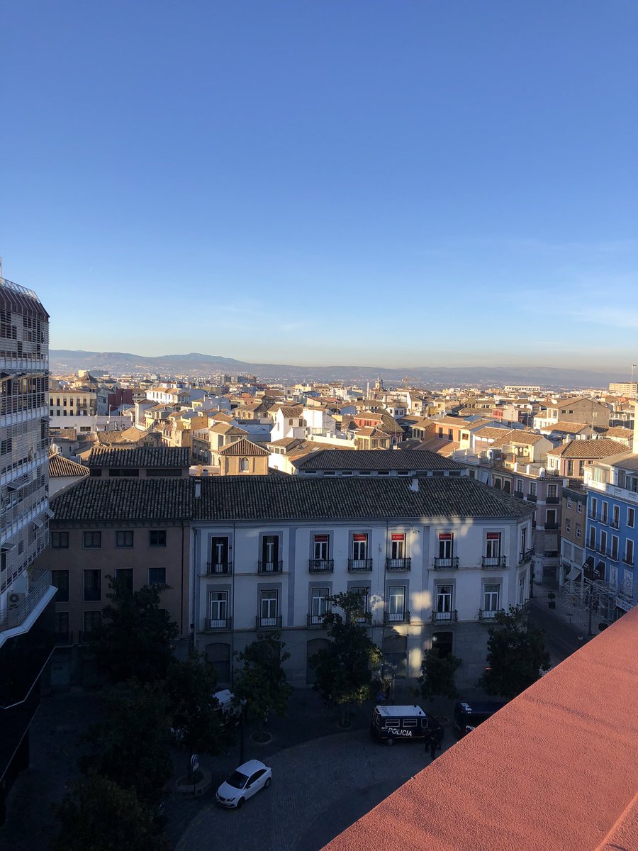 sarahbb1's tweet photo. New Year. Same office. Same stunning views. Today is exactly a year since we moved to Spain and don’t regret a thing #NewYear #backatwork #ExitbeforeBrexit #NoRegrets https://t.co/PPlUqwqC0a