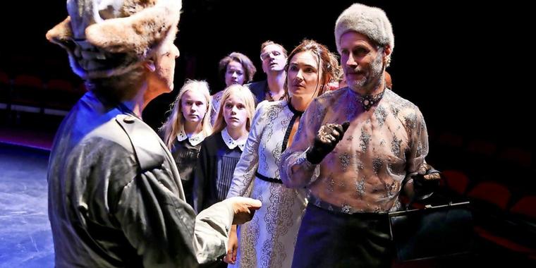 Dieses Wochenende am @DT_berlin - Die Spieler nach Dostojewski, inszeniert von Frank Hoffmann. 
Vorstellungen am 4. und 5. Januar - weitere Infos und Tickets via das DT.