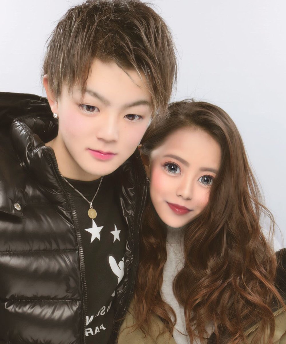 Jennifer_R917's tweet photo. あけましておめでとうございます🎍

2019年も楽しい幸せな1年を過ごせました💖

今年も毎日楽しい日々を過ごすために、
4月からバリバリ働いて頑張っていきたいと思います❗️❗️

今年もどうぞよろしくお願いします😉 https://t.co/9WuUQI7gBM