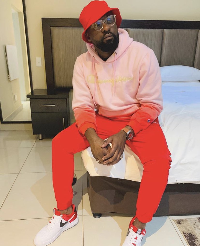 Blaklez's tweet photo. Maggz and I are about to release a very special song. Big big tune. Buzzing off the energy. Don’t take my word for it, wait ‘til you hear it. 

#Guluva https://t.co/RsrDQao8ws