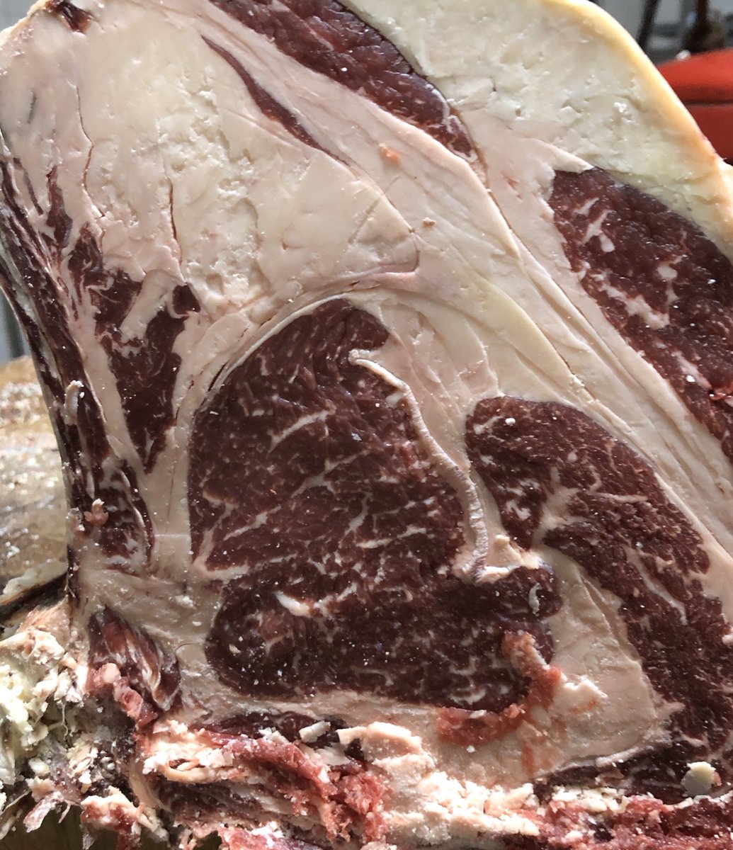 tonipons13's tweet photo. Ja tenim mes 🥩🥩🥩🥩 @crestaig #capritxod’or #rubiagallega #caprichodeoro #llangonissa #sobrassada #embotitsartesans #senselactosa #sensegluten
#RubiaGallegaPremium #Frisona #TerneraGallega #Picanha #DryAged #Carnmadurarda #BeefPremium #Carnsdequalitat #Sensefiltres #Sapobla https://t.co/IwEU9tWt6t