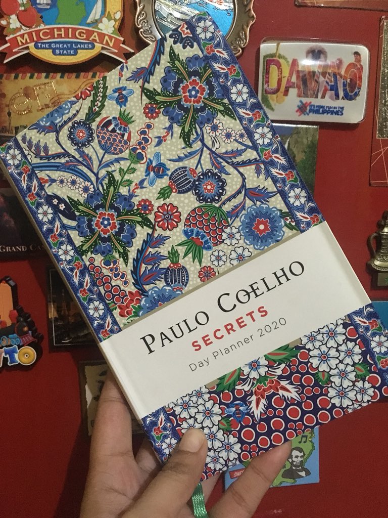 itsdeenaah's tweet photo. Only someone who listens to the noise of the present can make the right decision. - The Pilgrimage @paulocoelho thank you for making "Secrets". so love it! 💛 https://t.co/SRYGZ98By0