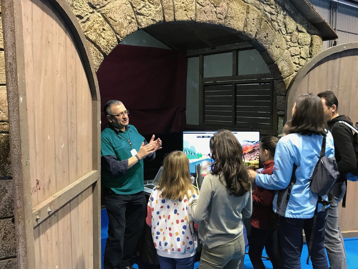 🎄🕵️‍♂️ Taller de doblatge, amb #FrancescFenollosa a la sala LaMetro de l'estació de Colón de <a href="/metrovalencia/">Metrovalencia</a> 🚈

📅 Divendres 3 de gener 🕐 a les 12.00h i a les 18.30h

+ info 👉 feets.es/promocio-talle…
Inscripcions 👉 bit.ly/2EqicO9