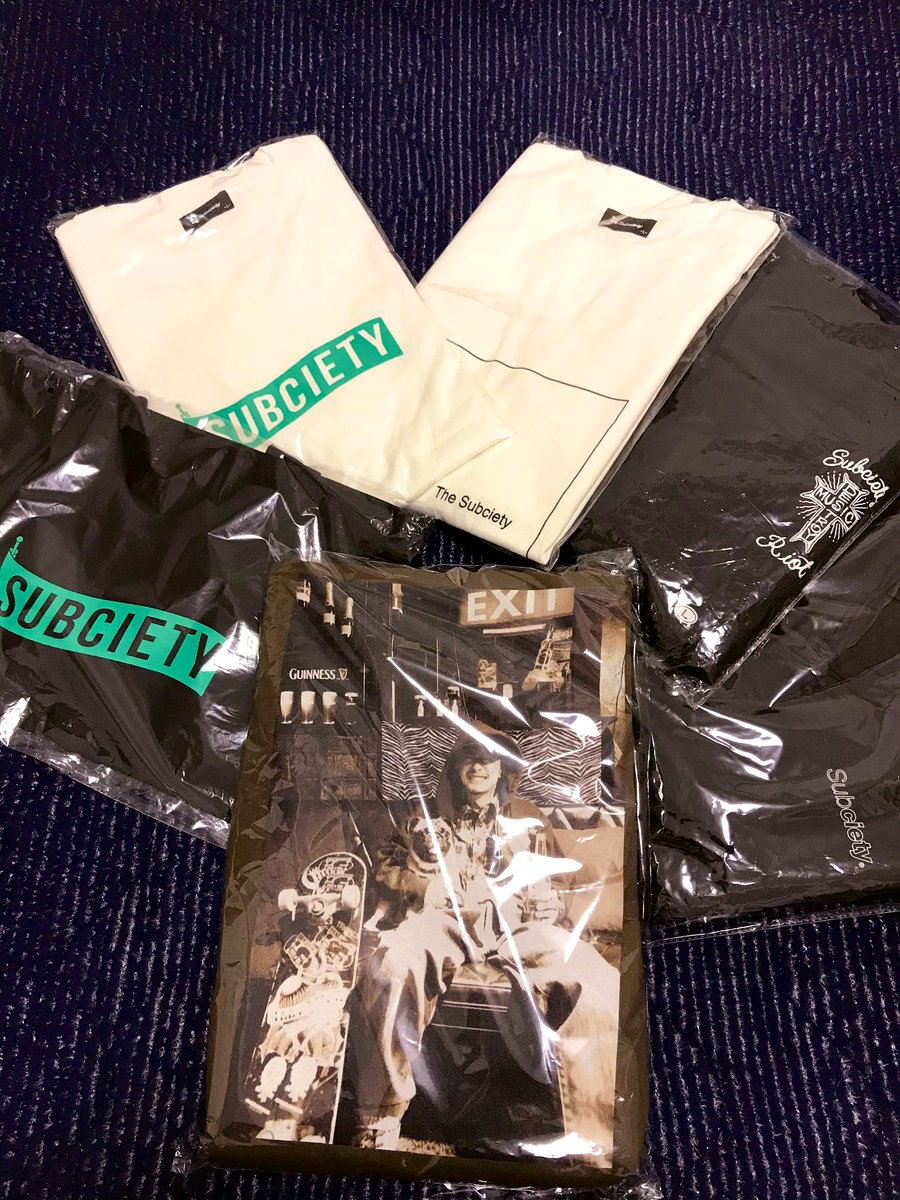 R_10T's tweet photo. 福袋開封の儀+1
#subciety
#ninemicrophones
#paymoneytomypain
#ptp
#K
#後藤慶
#rowdydog https://t.co/2wmMNtIzk9