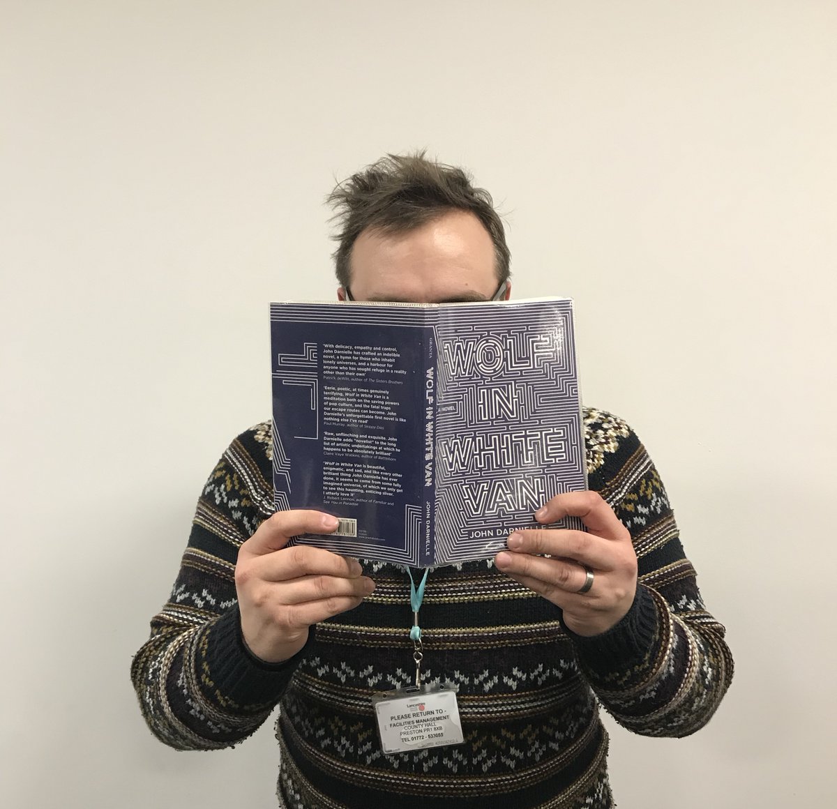 LancsLibraries's tweet photo. It's a new year, and time to turn over the page… So we are thinking about our Lancashire Reads https://t.co/FKapzxPtgM goals for 2020.
Our Reading Development Manager Robin would like to try and read books by 15 authors he has never read before! #LancsReads #ReadingHeads https://t.co/Fa3jEvCJ2i