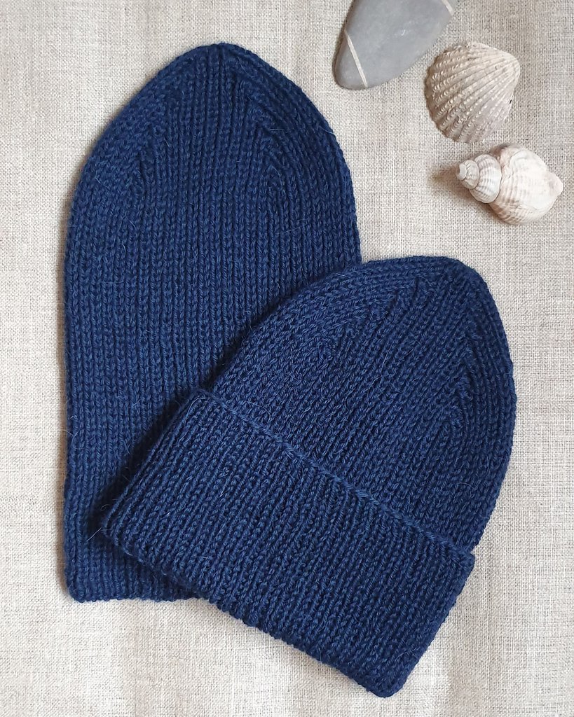 ⚓ One skein - two hats!
Yarn: Cumbria Fingering
<a href="/TheFibreCompany/">The Fibre Co.</a>
○•° #madewithfibreco #knitting