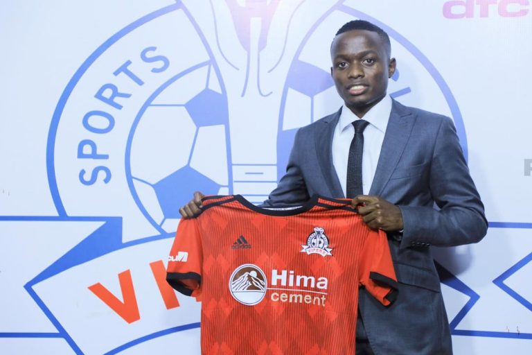 11Kayiwa's tweet photo. We are excited to have you home.
Welcome @MucuPaul . Let the second round start.

#AK17
@VipersSC https://t.co/fz27ae890E
