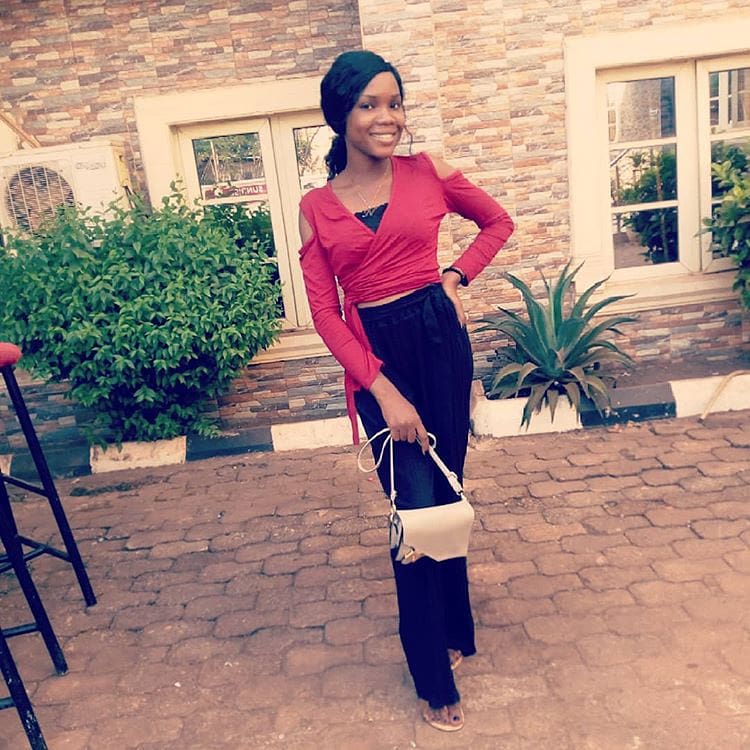 futmxfaces's tweet photo. #thursdayfaces ⬇⬇⬇⬇⬇⬇⬇⬇⬇⬇
Meet @naomiooja
#futminna
#futmxfaces
#thursday https://t.co/6xDZbfVAcM