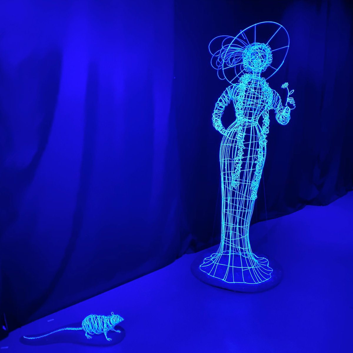 AnuIsotalo's tweet photo. Vielä 12.1. asti: Alexander Reichsteinin näyttely Ajan myötä. @Aeleksaender #taidemuseo #Veturitalli #Salonkaupunki #VisitSalo https://t.co/07H3yVtdHE