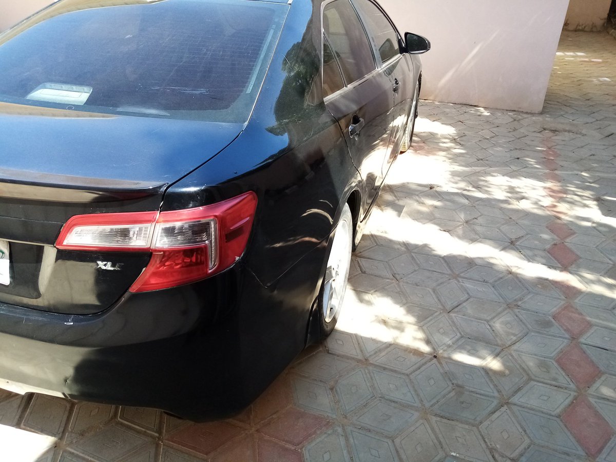 dawisu's tweet image. A friend of mine is selling his 2012 toyota camry XLE which is in very good condition and its affordable too, asking price is N3Million (negotiable) kuma la'ada ciki da waje. 😂🤣🙄