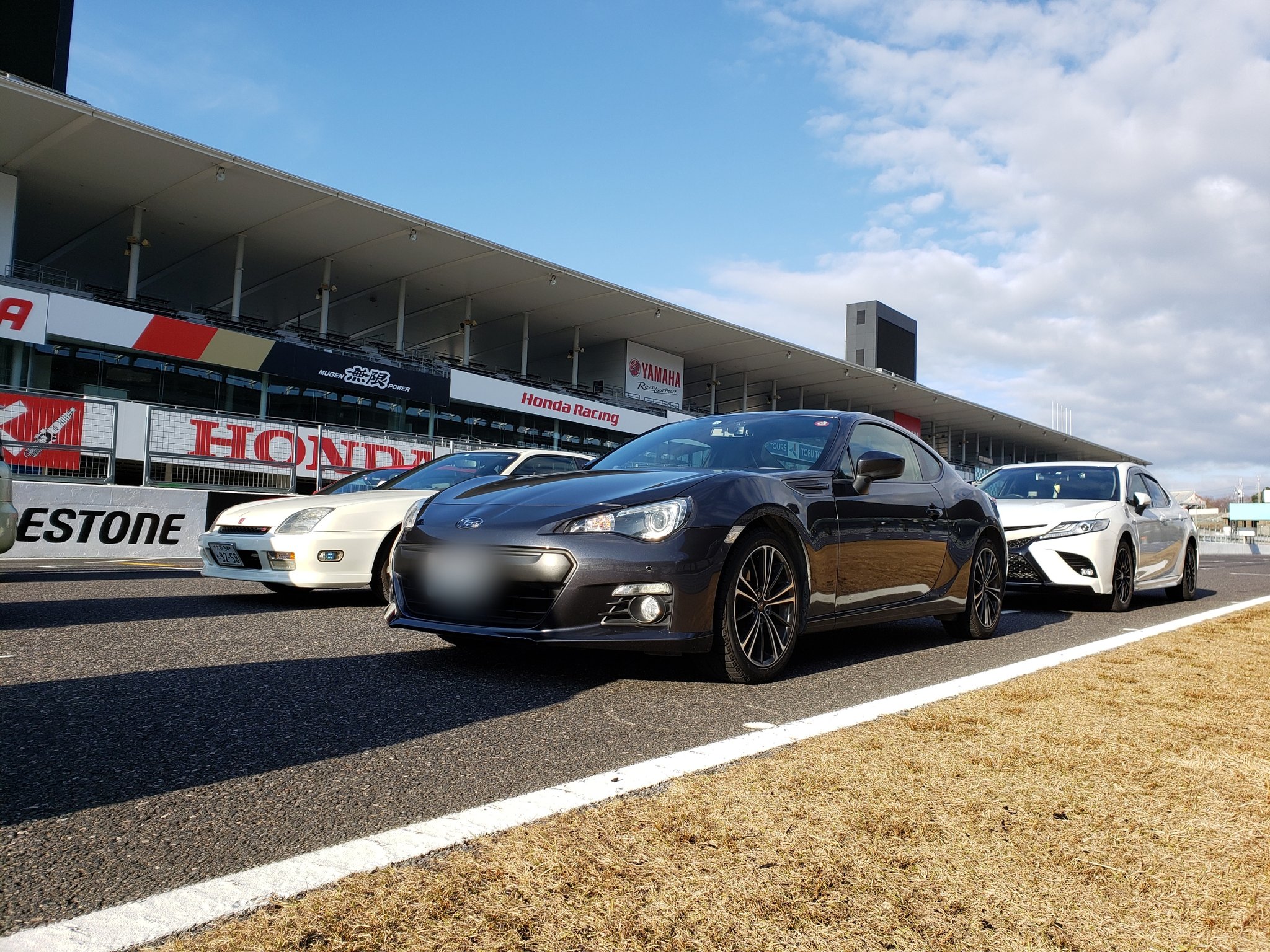 Ducaminiz3z4 Hv37乗り 鈴鹿サーキット 新年サーキットクルーズに参加してきた 鈴鹿サーキット サーキットクルーズ T Co Imegzxlelc Twitter