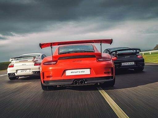 P_Outinthewild's tweet photo. New Year! New Me! New Wings! -------------------------------------------------------------------
📷 | Photo Credit @porscheretail
--------------------------------------------------------------------
#⃣ | #P_Out #Outinthewild
---------------------------------------------------… https://t.co/XnFkMiNQgt