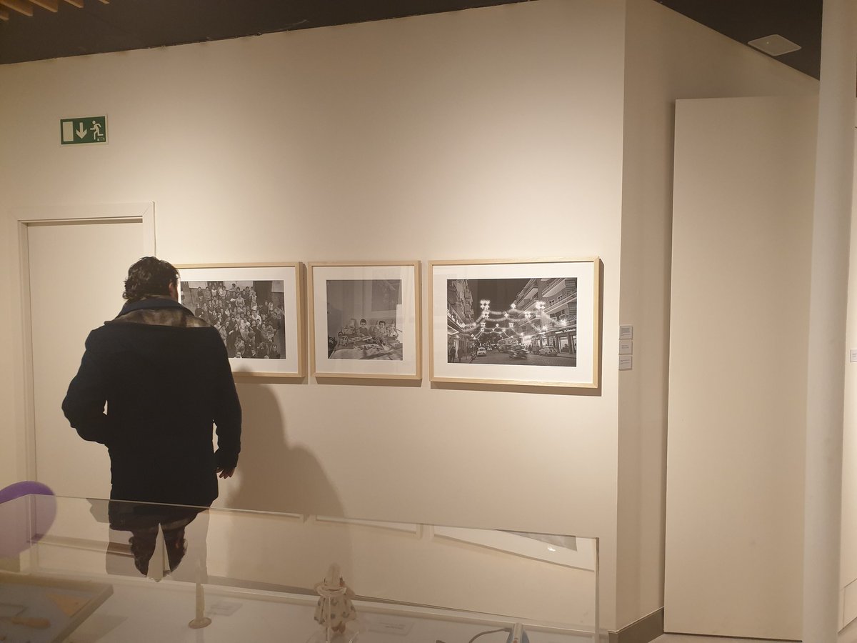 Cajasol's tweet photo. Exposición 'Erase una vez la Navidad' en @Cajasol #Sevilla. Una muestra que retrata la ciudad en Navidad desde 1901 hasta nuestros días ¡Últimas horas para visitarla! https://t.co/97mFTqvzvU #GozosFCajasol https://t.co/SOEUDQMQ2v