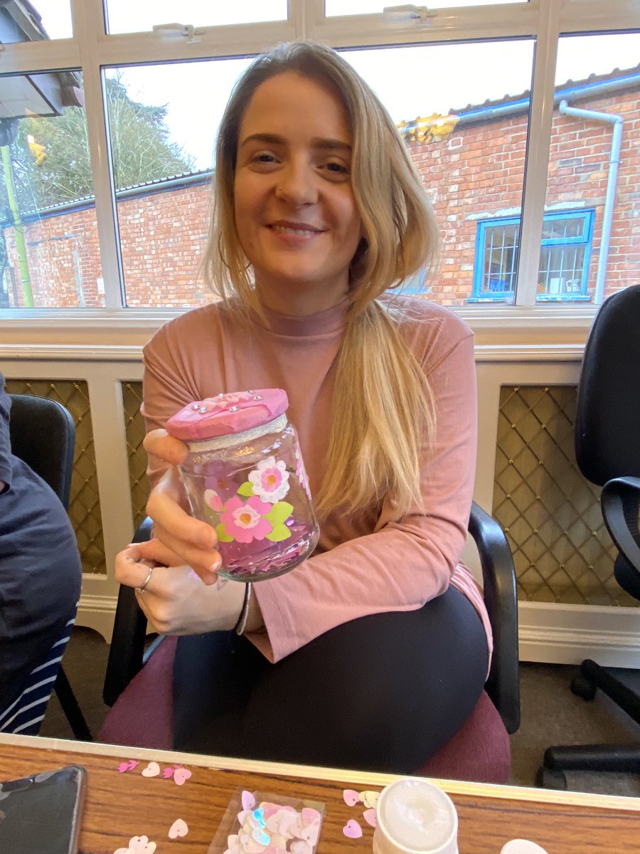 edmhss's tweet photo. Memory Jars today . Good positive memories ❤️ #EDMHSS #EveshamHour @EveshamObserver https://t.co/DGOjelLHYJ
