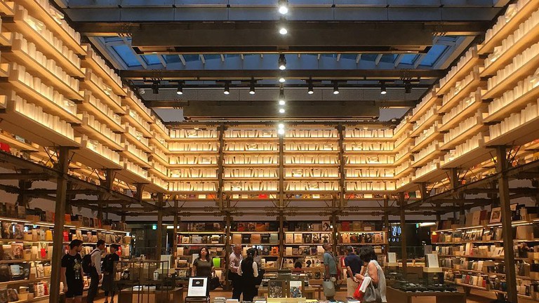 bestbatescom1's tweet photo. VISIT NOW 
SALE !! 
SALE !! 
SALE !! 
You would be pleased by buying so many great books at sale.
https://t.co/qQofEfWuhh https://t.co/rbvFWF76mf