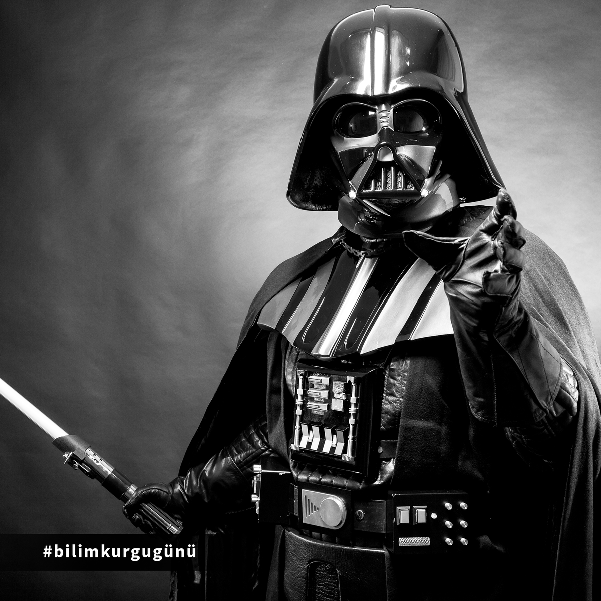 Bizleri yeni dünyalarla tanıştıran, geleceğe dair hayaller kurduran ve geleceğin teknolojilerine ilham olan bilim kurgu eserleri hiç bitmesin, geleceğe ışık tutmaya devam etsin!

¨Bilim Kurgu Günü¨ kutlu olsun!

#bilimkurgugünü #gelecektech #sciencefictionday #bilimkurgu