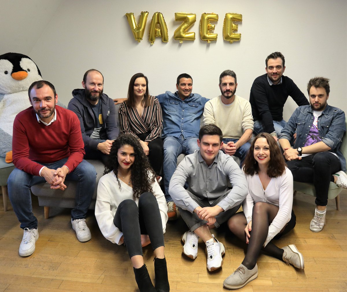 vazeeapp's tweet photo. Toute l'équipe Vazee vous souhaite une délicieuse année 2020 ! 🍾
Plein de bonheur, de rire, de réussite et surtout de sorties FOOD avec l'application Vazee ! Nous sommes très heureux de vous compter parmi notre communauté de food(z)ies, alors MERCI ❤️ https://t.co/BJZP3EICNy