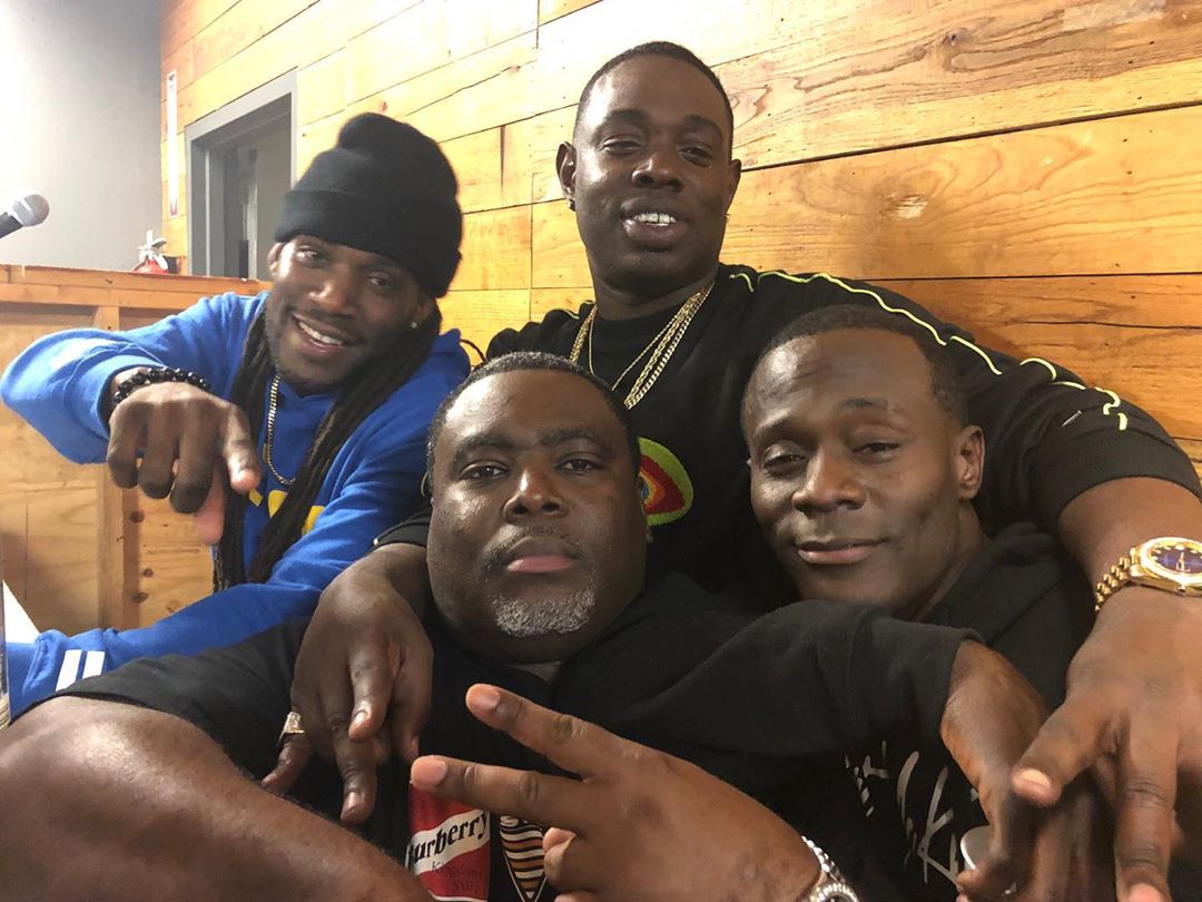 wearestreetvibe's tweet photo. #Recap Street Vibes Music, Inc. #CEORickB @dbarhouston #Invasion #Sunday was 🔥🔥 with Celebrity DJ LIVE In The Mix @djindurance ‼️ Celebrity Artist &amp; Executive Producer @juicejula #Bag Track #5 on #StreetBible Album Download Now! ”Bag” Video Drop New Year’s Day #Jan1 #2020!💰 https://t.co/vqFtTCklQZ