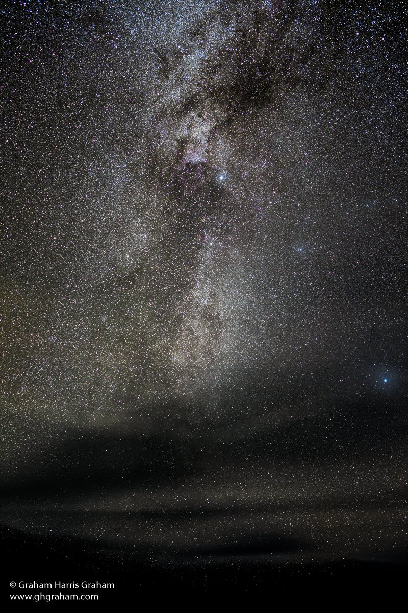 GHarrisG's tweet photo. Due to #Scotland's mostly unpolluted skies, you may see us tag more images #WITNS (What's in the night sky) in 2020. Even from #Fife, you can capture amazing images with a regular camera.

1. Andromeda (M31)
2. Pleiades open star cluster (M45)
3. Milky Way
4. A moon https://t.co/Ei0i6YBj1y