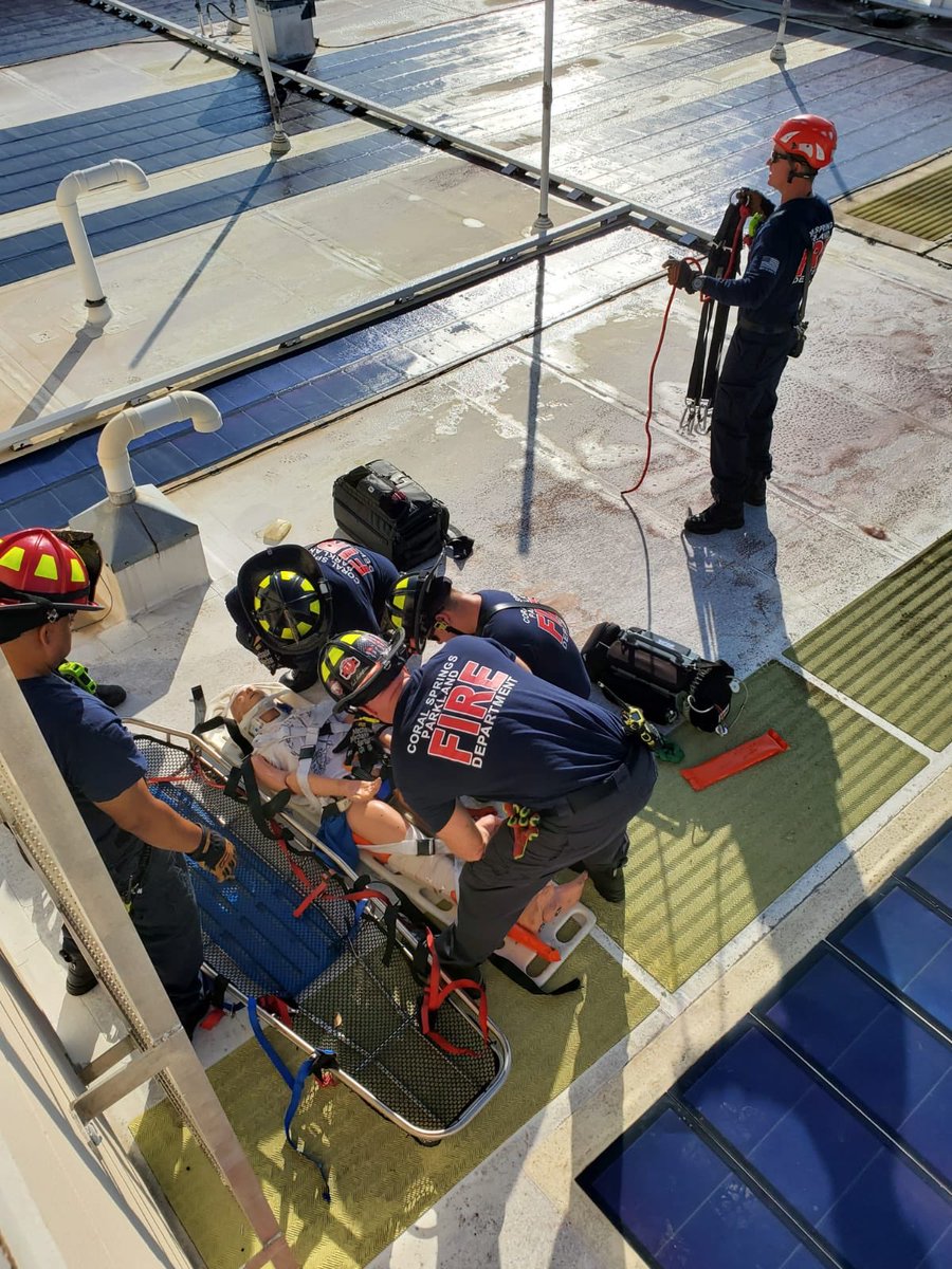 CoralSpringsFD's tweet photo. Our CSPFD crews are always training so they are prepared for any emergency.  This week our crews are conducting training on elevated rescue situations using our ladder truck. https://t.co/UipB6z7fVd