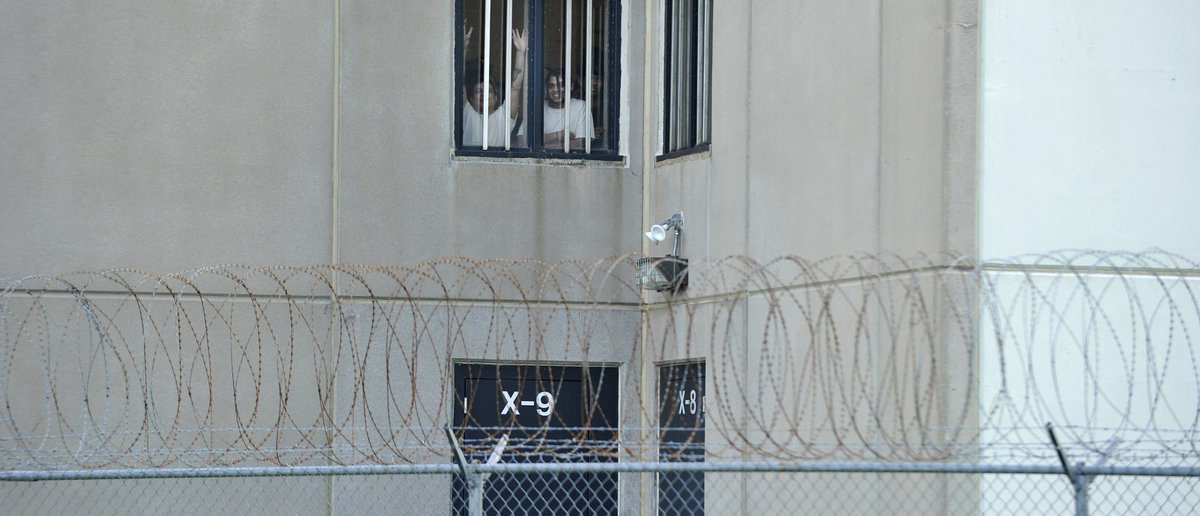 Chris_1791's tweet image. French Citizen Dies After Entering Immigration Custody  dlvr.it/RMKHHG #Uncategorized #CustomsandBorderProtection via @DailyCaller