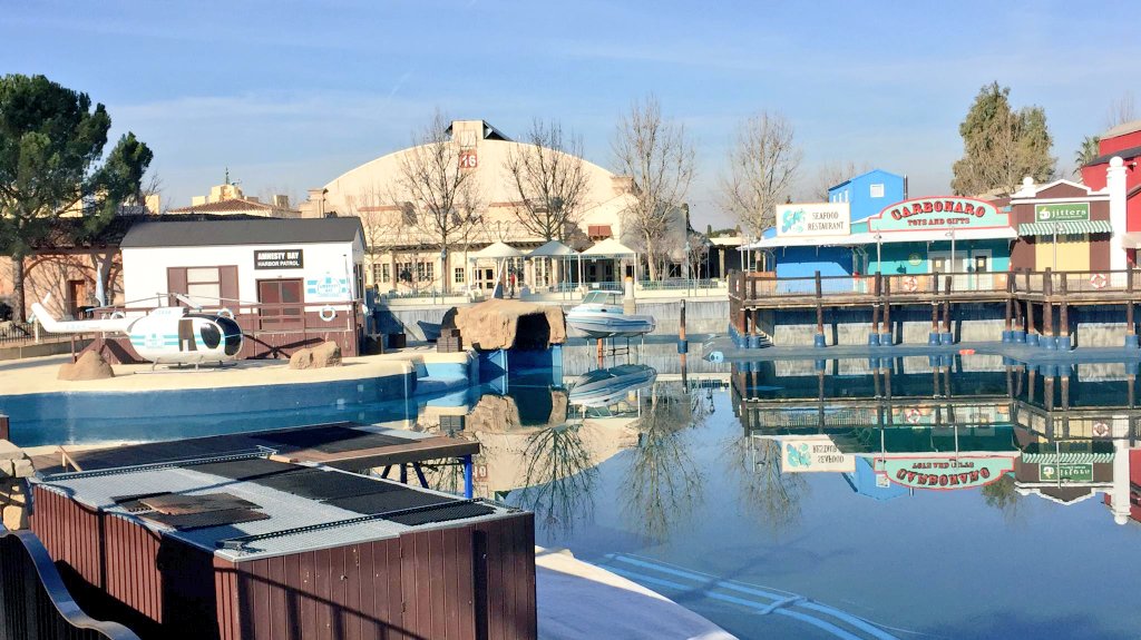 PW02Oficial's tweet photo. El lago se esta vaciando poco a poco https://t.co/LWeJMyeUXU