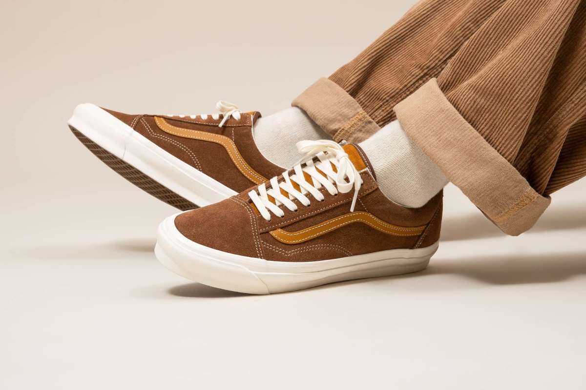 vans authentic pro black black