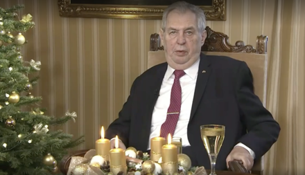 Co by si klimatické hnutí mělo vzít z prezidentova vánočního projevu? Rozhodně NE to, že nerozumí klimatologii. V <a href="/DReferendum/">Deník Referendum</a> zkoumám riziko otevření nové fronty kulturního konfliktu a navrhuji strategie jak se mu vyhnout. Štastný nový rok 2020!💚bit.ly/2SKY1CF