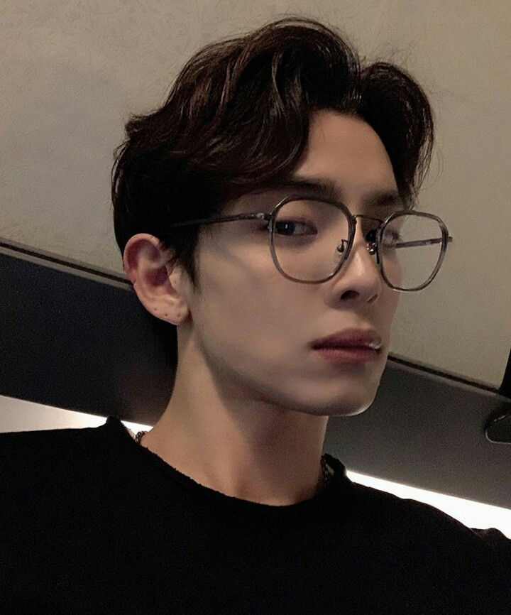 ট ইট র 체리 インスタグラマーなのかモデルさんなのかなんだかわからなけど 最近推してる韓国人男性 Kimhardy さん Instagramer T Co Ttluenblpx ট ইট র