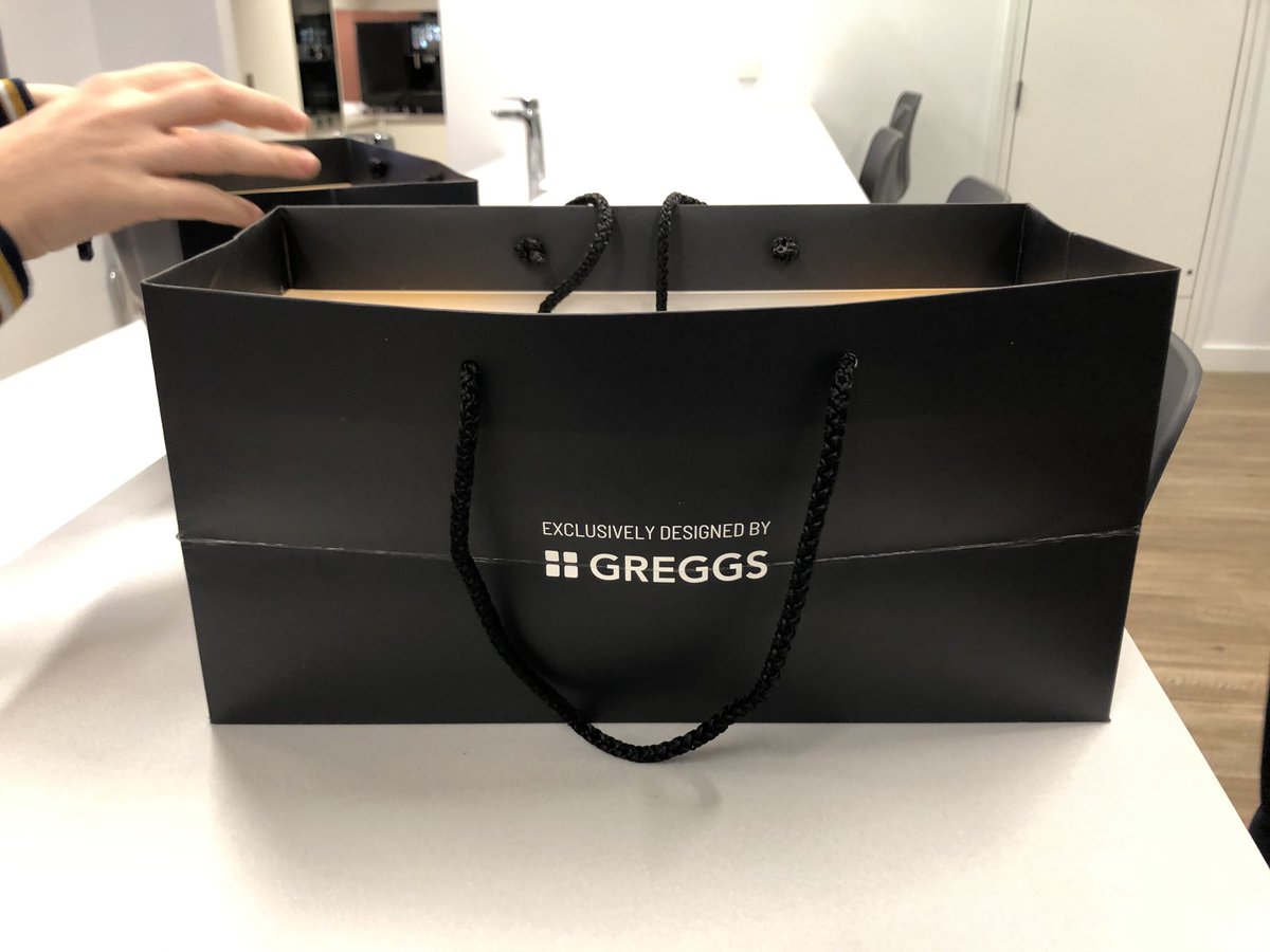 Applaud the vegan steak bake effort <a href="/GreggsOfficial/">Greggs</a> but SO MUCH PACKAGING ...