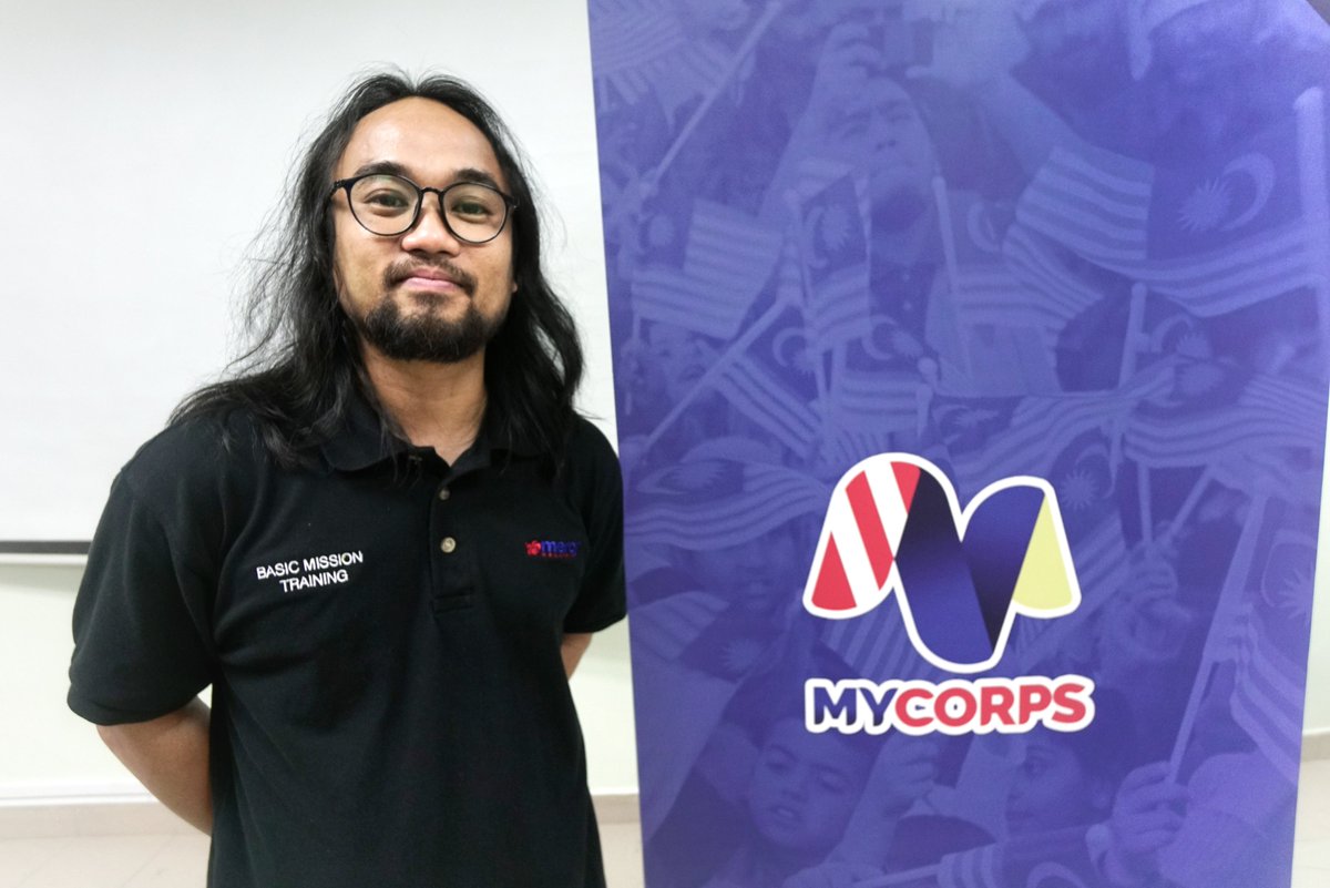 mycorpsofficial's tweet photo. @SyedSaddiq @scheekeong [MYCORPS MISSION 8 @ SOUTH ASIA]

Day 11: 2nd January 2020

Topic: Introduction to Humanitarian World

Speaker: Mr. Muhammad Abdullah from MERCY Malaysia

#MyCorps #MyCorpsSouthAsia
#Negaraku #ChangingLives #YouthPower @SyedSaddiq @scheekeong https://t.co/9j4PbARP0P