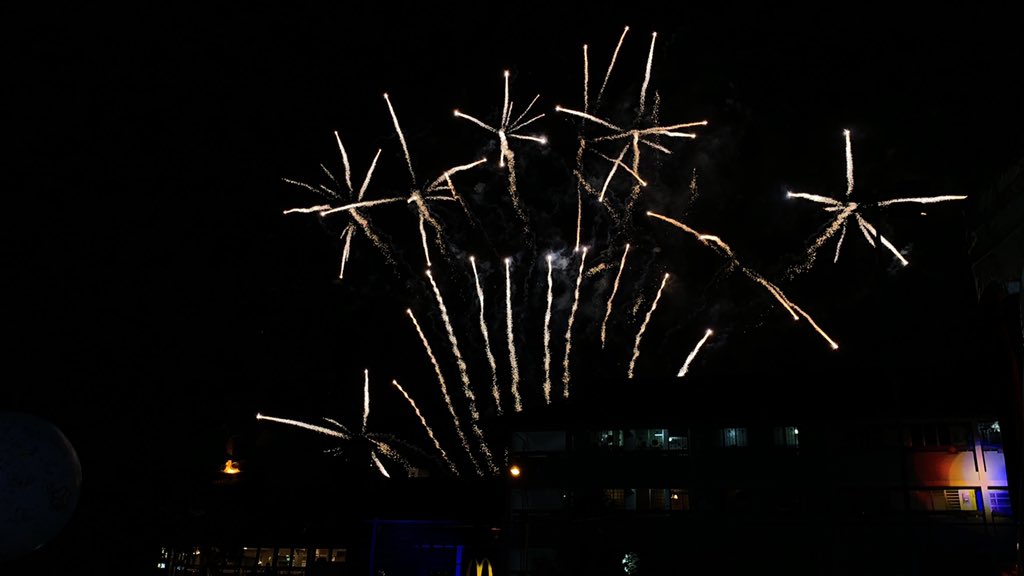 [D-98]it’s D-98 & since this number means something to me so i’ll post something as well  i’m so excited to have you back. two digits left & we got updates of you on D-99!! thank you, thank you, thank you here’s a fireworks view i got from the 2020 count down 