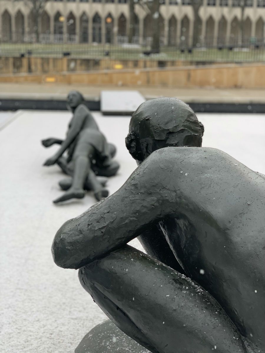 waynestate's tweet image. “Snowy mornings on campus”

#PhotoOfTheDay 📸: Anna Musilli
Share your pics and videos at go.wayne.edu/photos/. 
#WayneState #ReflectingPool #Detroit
