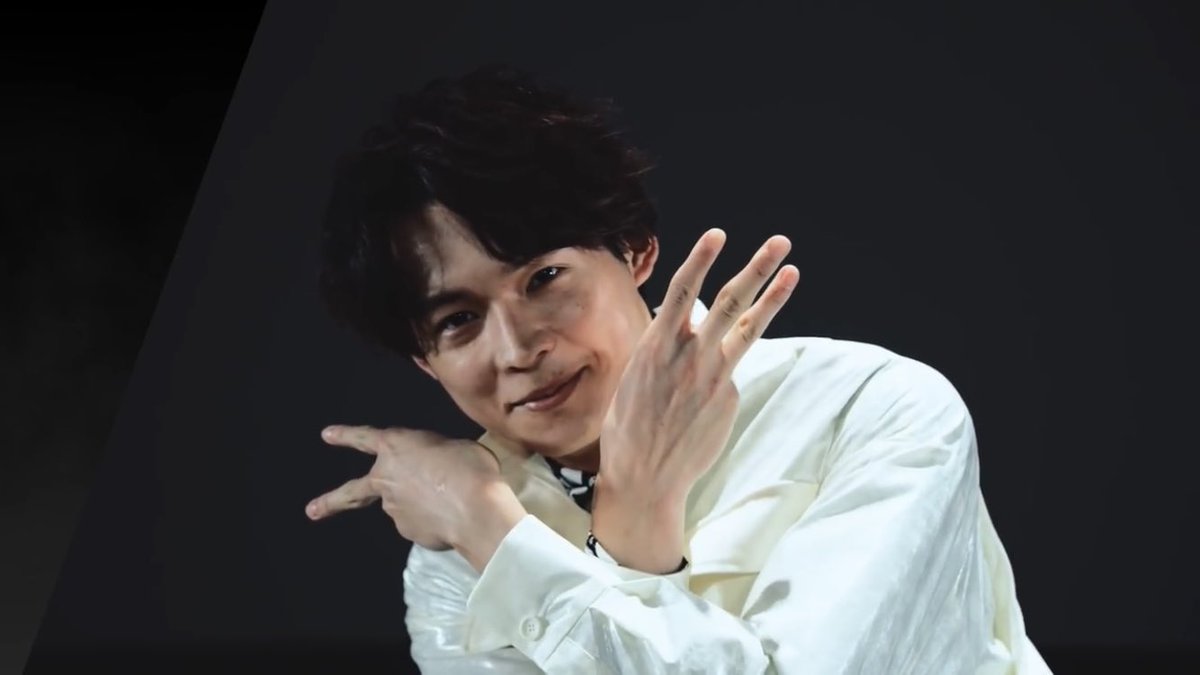 ゆ בטוויטר そして松村北斗もかわいい なんで右では3本指やのに右手はピース セブンイレブン Sixtones 松村北斗