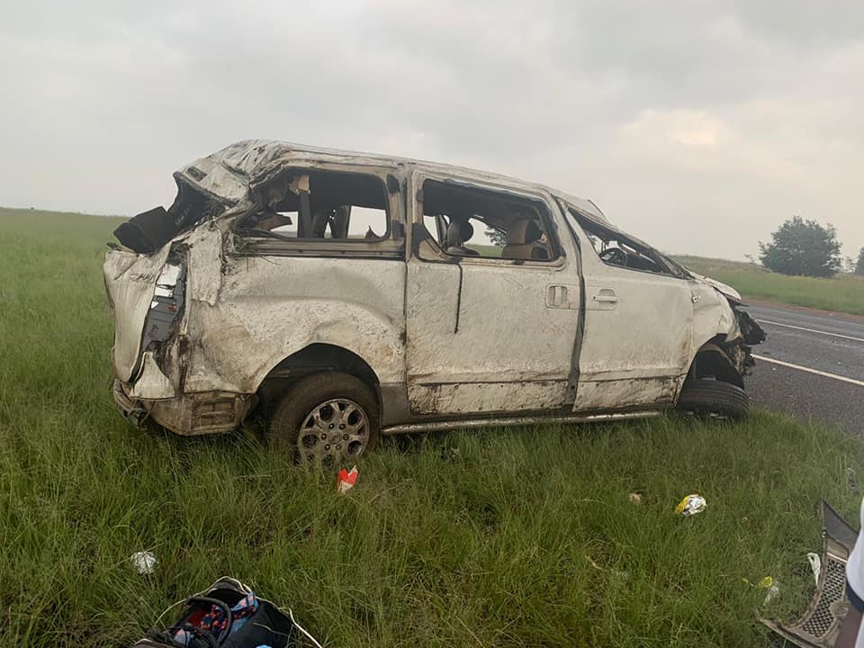 MelodyMiyaVibe's tweet photo. The gents #MFRSouls got into accident and man, I'm super grateful that they made it out alive. Praying for a speedy recovery for amagents. https://t.co/9WSCi3GXxm