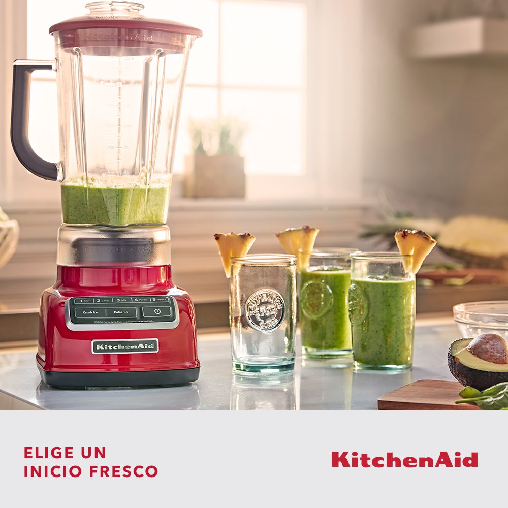 Un nuevo año para algunos puede significar una nueva meta de ejercicio o alimentación. Para otros, puede significar un compromiso de pasar más tiempo de calidad con familiares y amigos. Para KitchenAid es el momento perfecto para cumplir esas metas junto a ti.