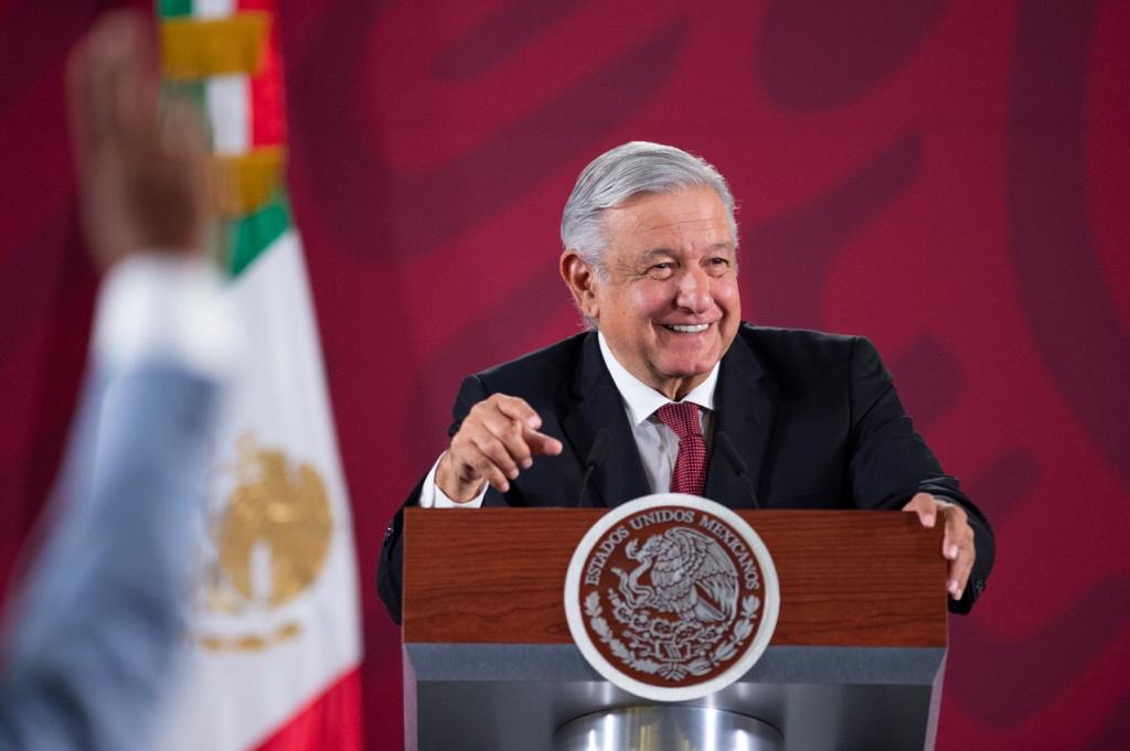 JesusRCuevas's tweet photo. Este año entró en funciones el Instituto de Salud para el Bienestar, #Insabi, organismo que garantizará el derecho a la salud a los mexicanos: atención médica y medicamentos gratuitos y de calidad. No hace falta estar inscrito ni pagar cuotas. La salud ya no será un privilegio https://t.co/yUFO6bqA9B
