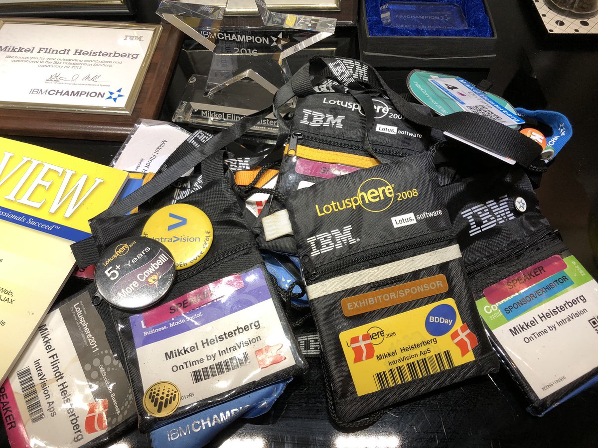 lekkim's tweet photo. Part of January cleaning I came across a box of old memorabilia. Was about to throw it all out but my daughter convinced me not to... #oldTimes #ibmchampion #lotusphere #auslug https://t.co/BLbXQZs6nB