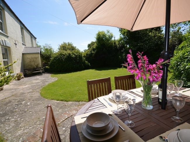 WeAcceptPets's tweet photo. Sleeping up to 10 people, Plum Tree House in Somerset offers group accommodation that is ideal for friends & families.
Accepts πΆπ±
https://t.co/aa8zzK9Bhh
#Lympsham #WestonsuperMare #Somerset #England #DogFriendly #Holiday #FamilyHoliday #GroupAccommodation https://t.co/b96frM3ZKa