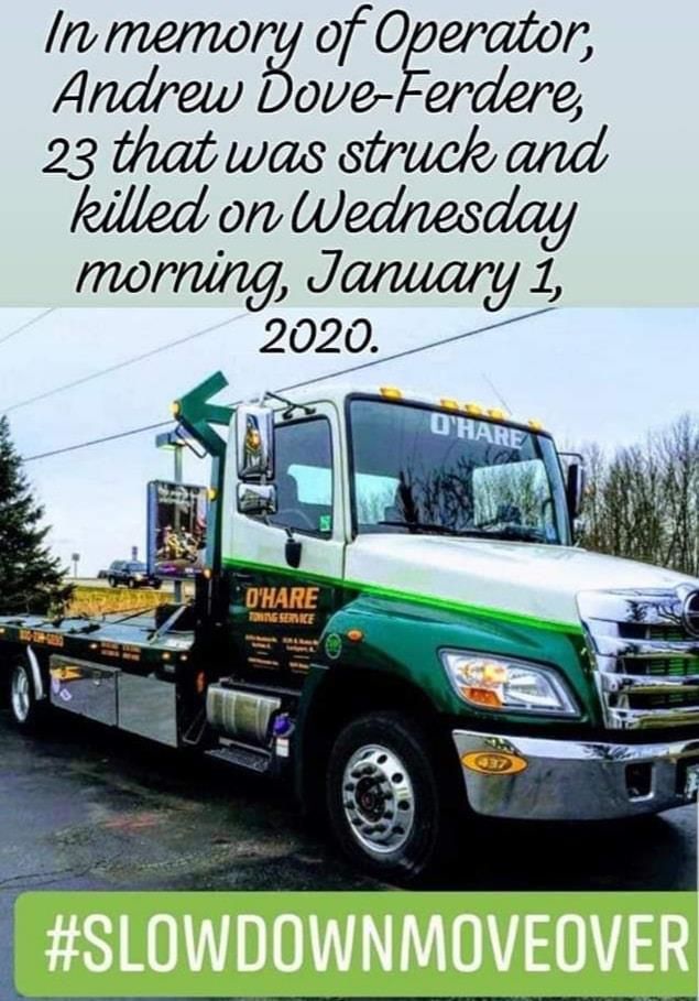 bcroadside18's tweet photo. RIP fellow driver. #slowdownmoveover #slowdown #amberlights #tow #towlife #towlife247 #towlivesmatter #towoperator #rip #roadside #roadsideservice #roadsideassistance https://t.co/NxVZqJGvub